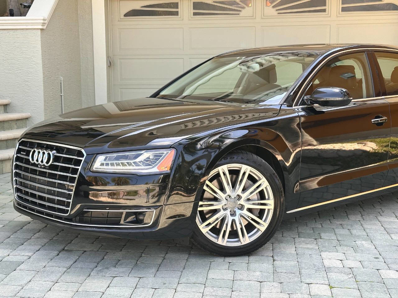 Used 2016 Audi A8 L TDI image 2