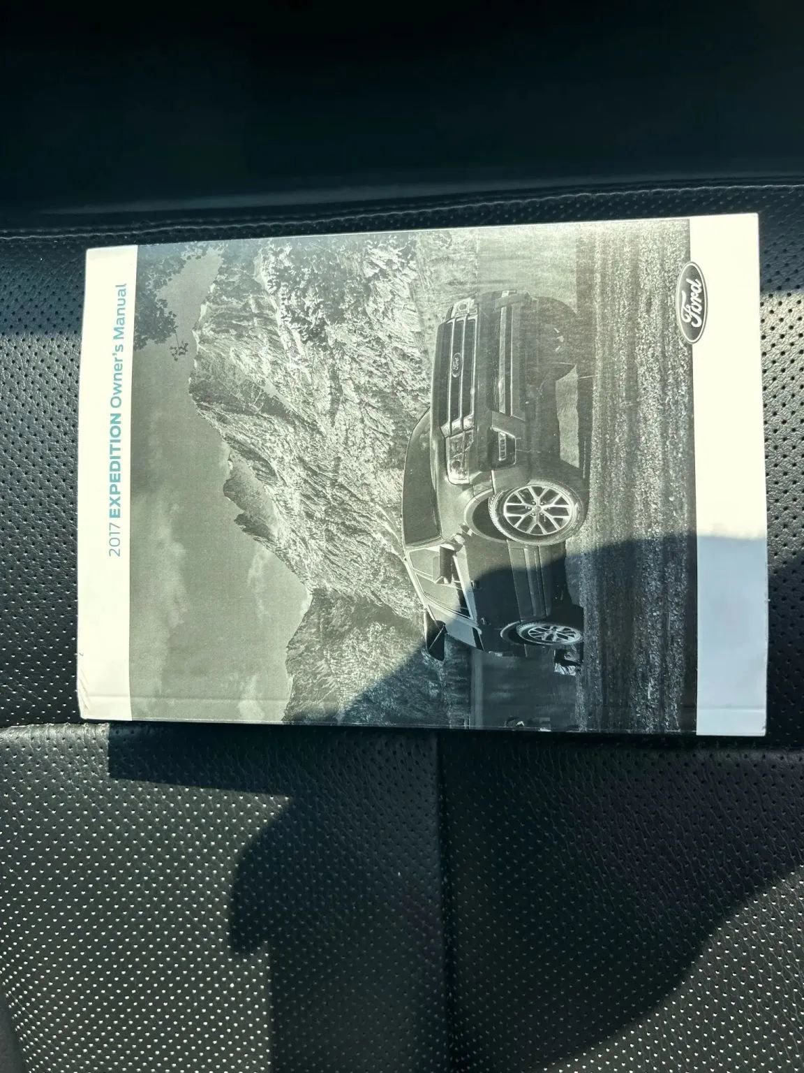 Used 2017 Ford Expedition Limited w/ Equipment Group 301A image 29