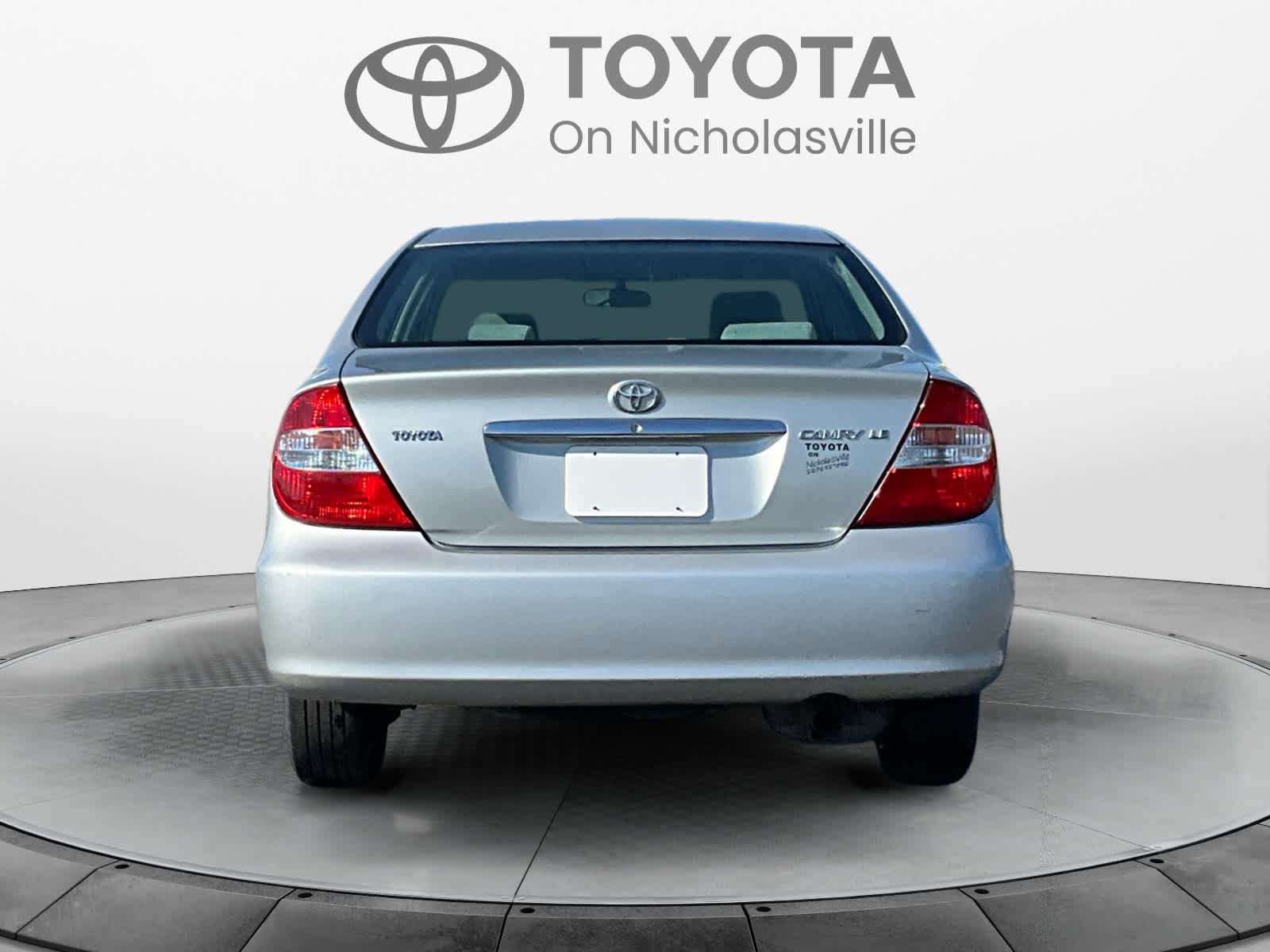 Used 2004 Toyota Camry LE FWD image 5