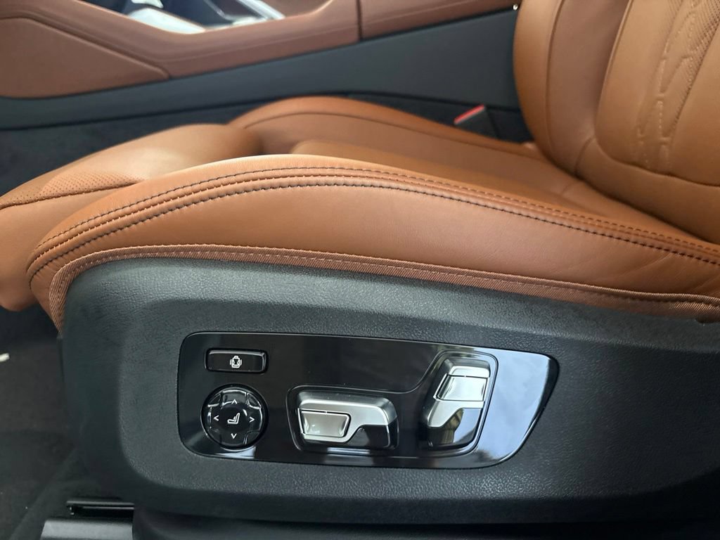 New 2027 BMW X6 M60i AWD/4WD image 29