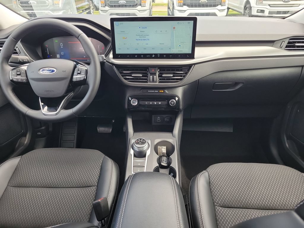 Certified 2025 Ford Escape SE FWD image 11