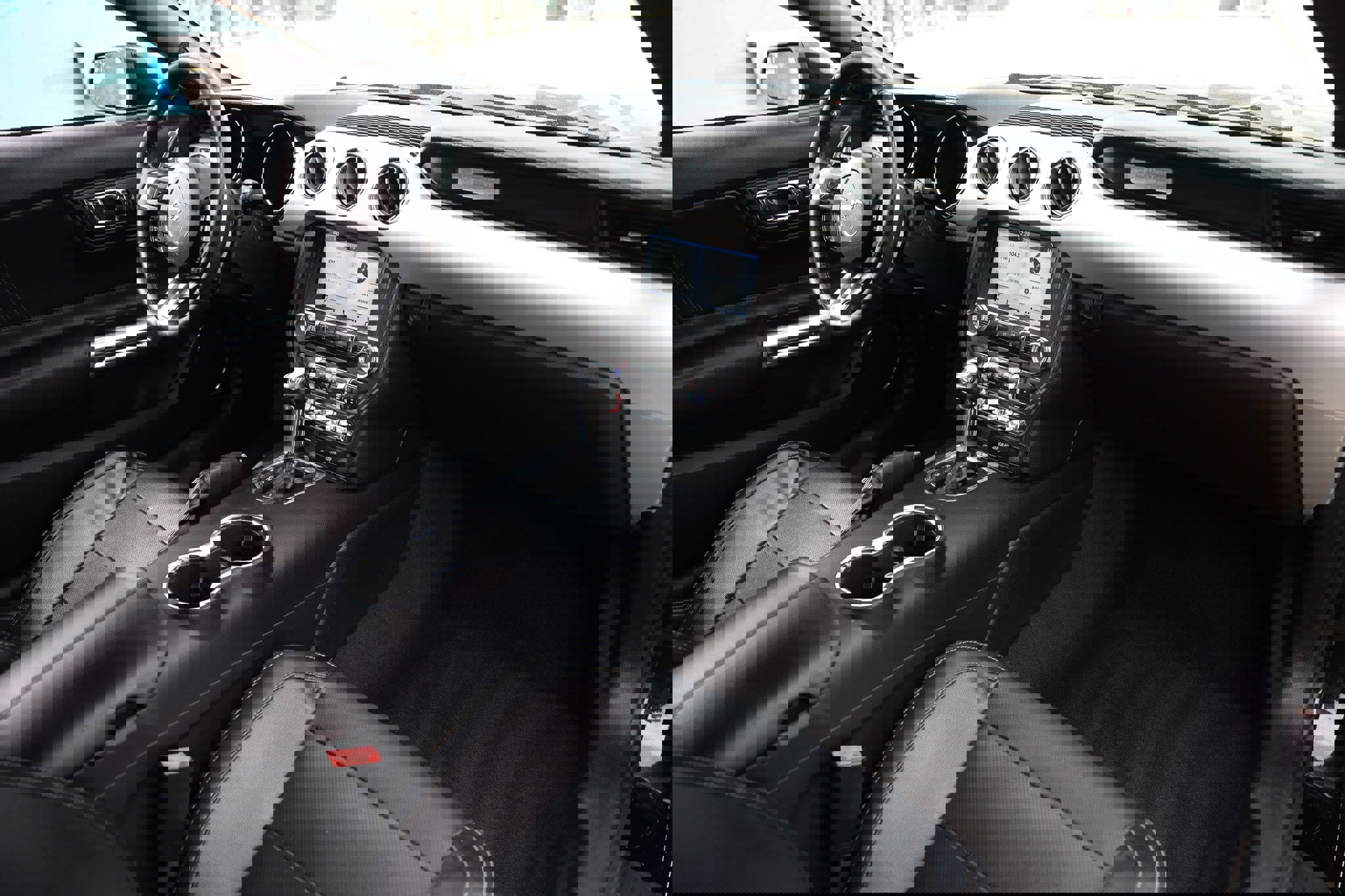 Used 2017 Ford Mustang Premium image 22