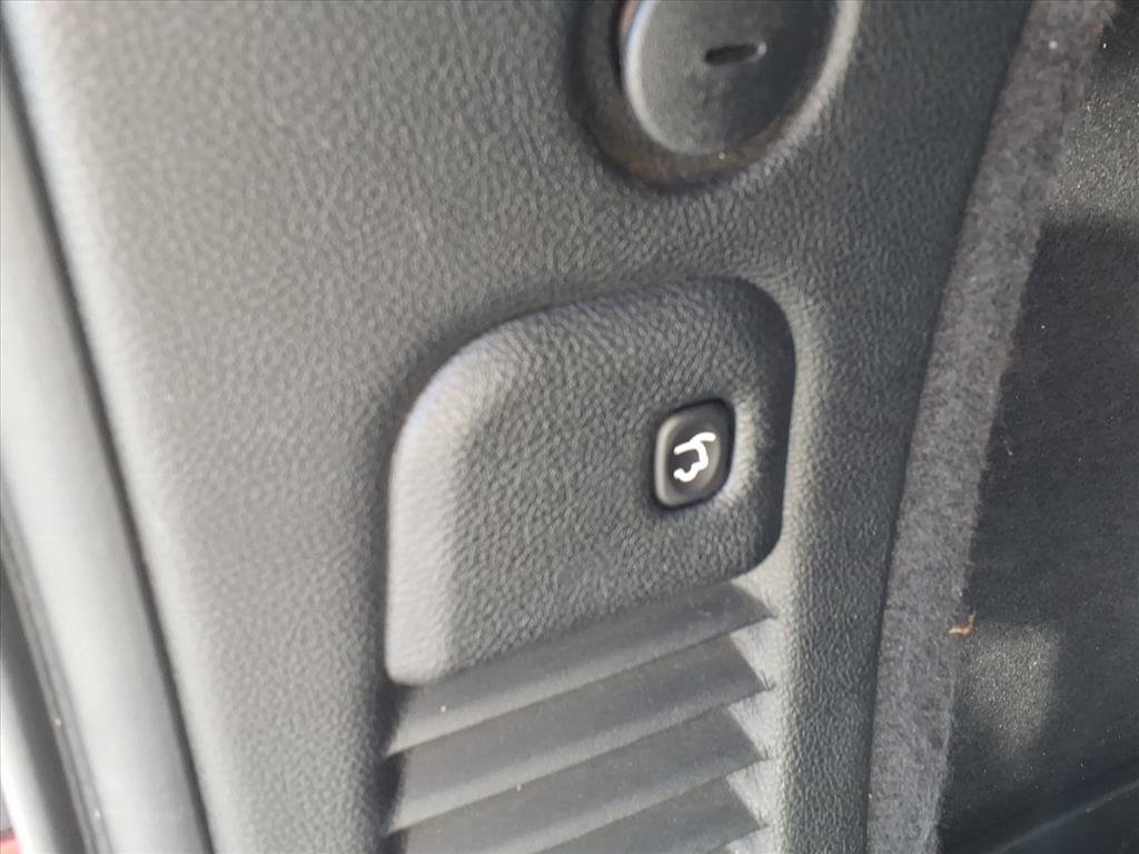 Used 2020 Dodge Durango GT image 12