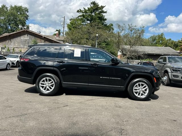 Used 2024 Jeep Grand Cherokee L Laredo AWD/4WD image 18