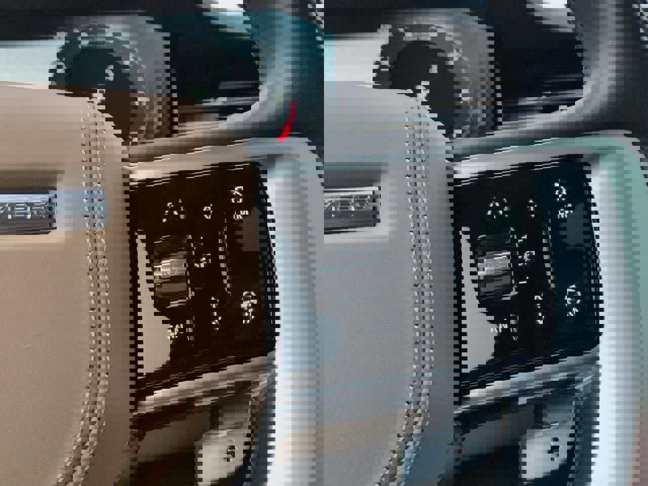 Used 2023 Land Rover Range Rover SE image 26