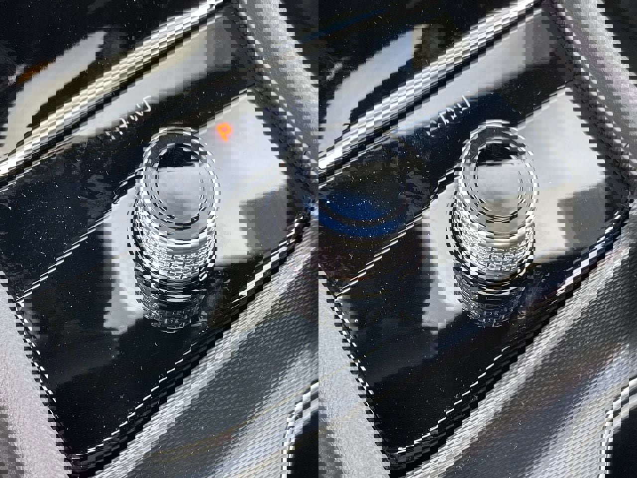 New 2025 Jeep Grand Cherokee Altitude image 19