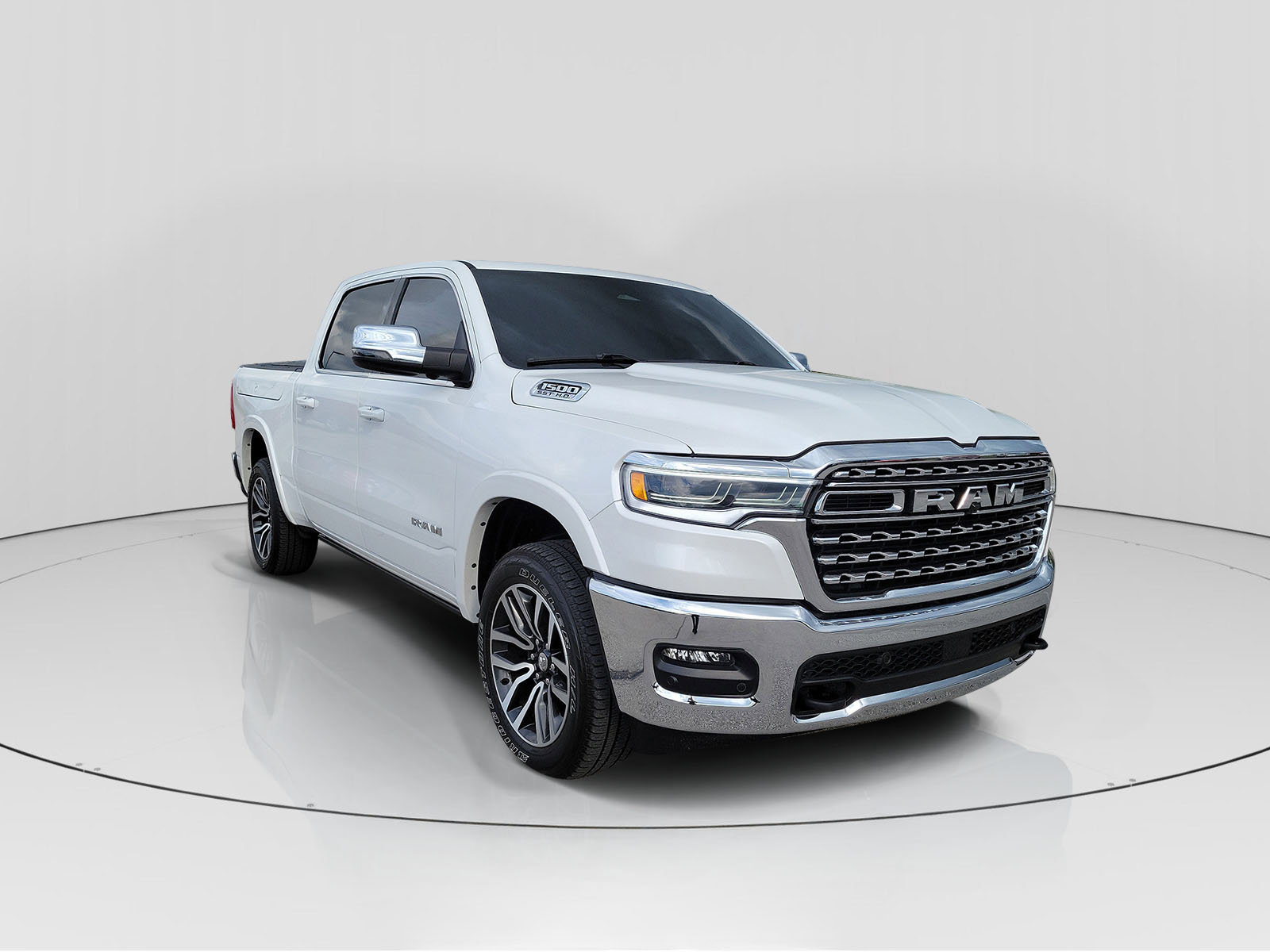 Used 2025 RAM 1500 Limited w/ Trailer Tow Group image 1