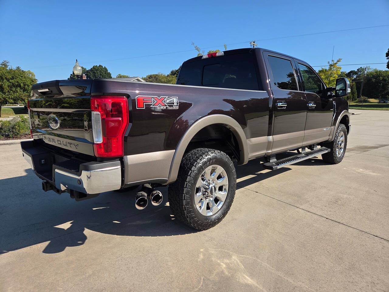 Used 2019 Ford F250 Lariat w/ Lariat Ultimate Package AWD/4WD image 5