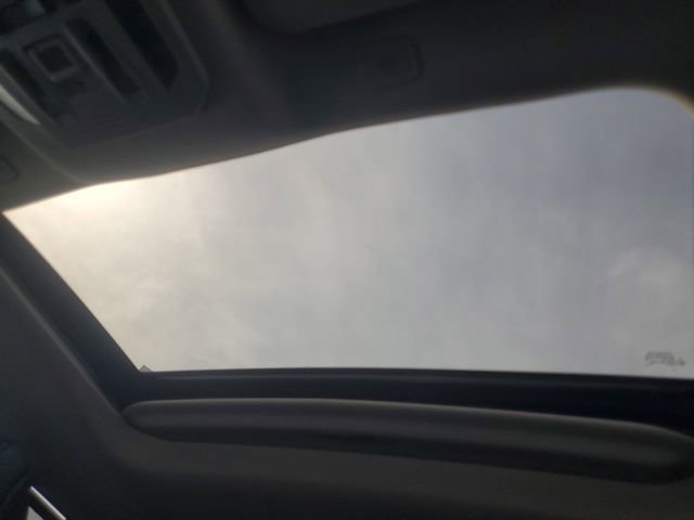 Used 2023 Toyota Highlander LE image 35