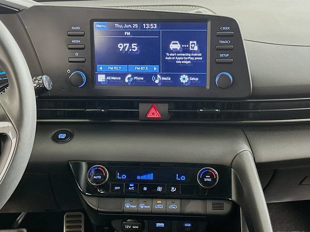 Used 2025 Hyundai Elantra Sport FWD image 15