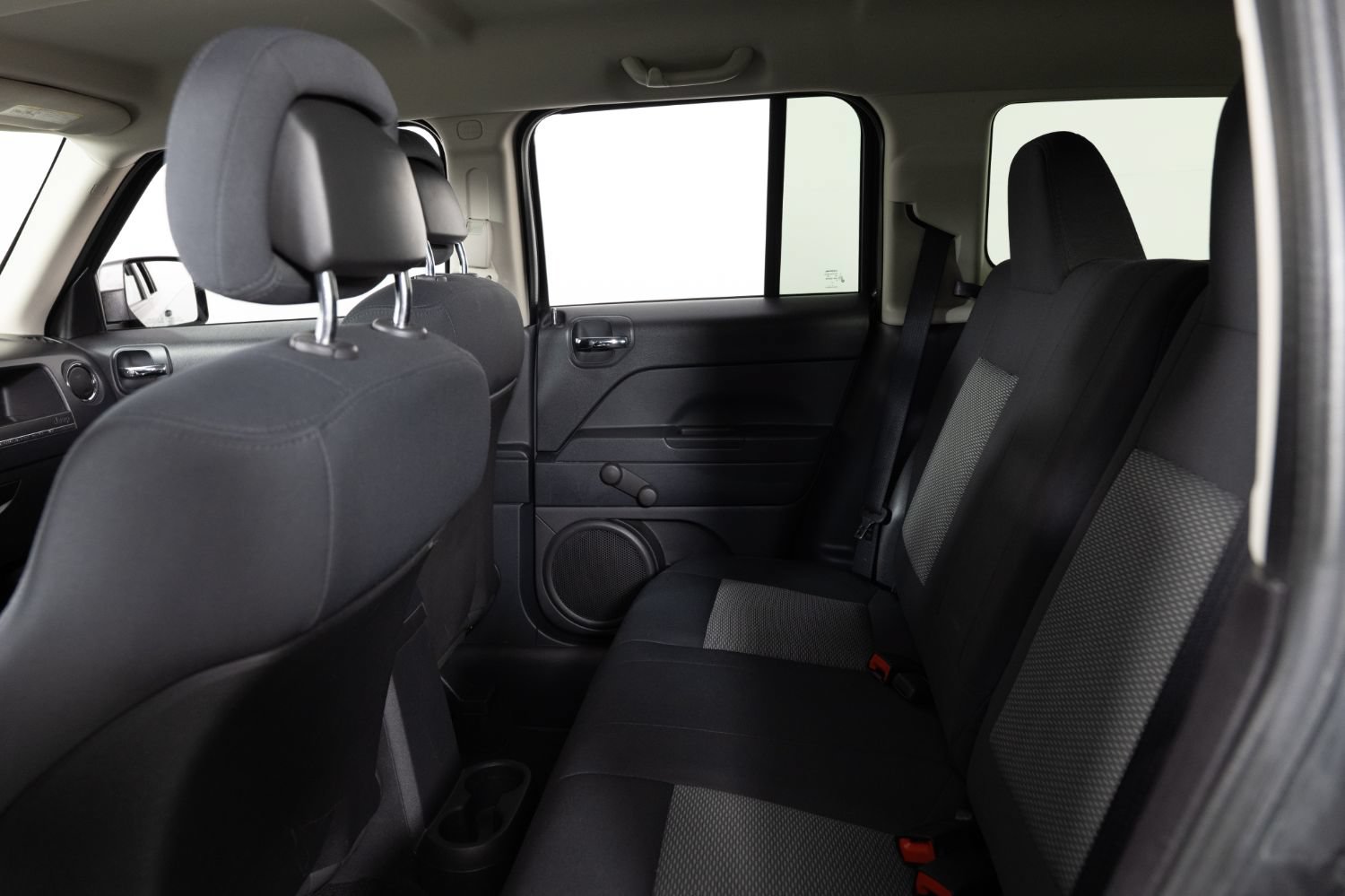 Used 2010 Jeep Patriot Sport w/ Tire & Wheel Group AWD/4WD image 18
