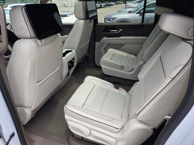 New 2026 GMC Yukon XL Denali w/ Denali Reserve Package AWD/4WD image 6