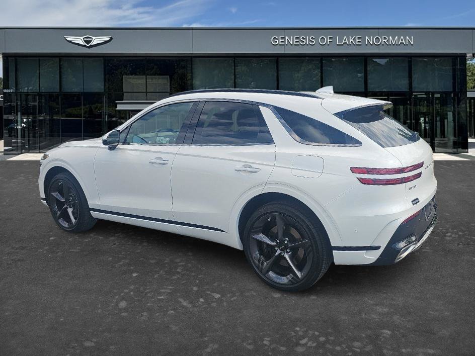 Used 2026 Genesis GV70 2.5T Sport Prestige AWD/4WD image 6