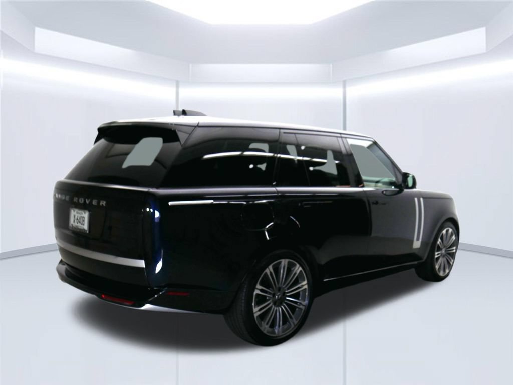 Used 2025 Land Rover Range Rover Autobiography AWD/4WD image 7