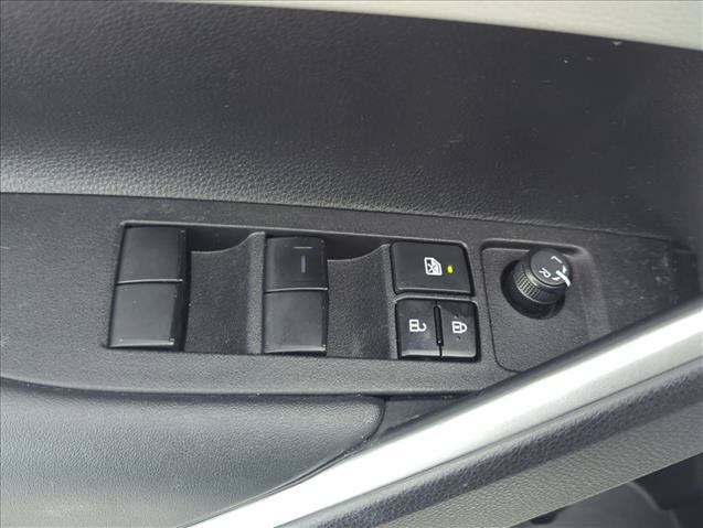 Certified 2025 Toyota Corolla Cross L FWD image 7