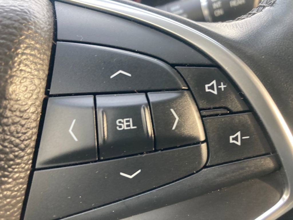 Used 2017 Cadillac XT5 Luxury image 40