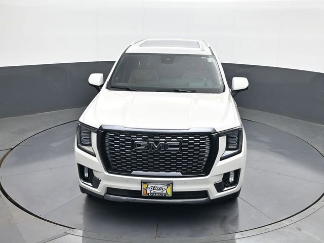 Certified 2023 GMC Yukon Denali Ultimate w/ LPO, Floor Liner Package AWD/4WD image 15