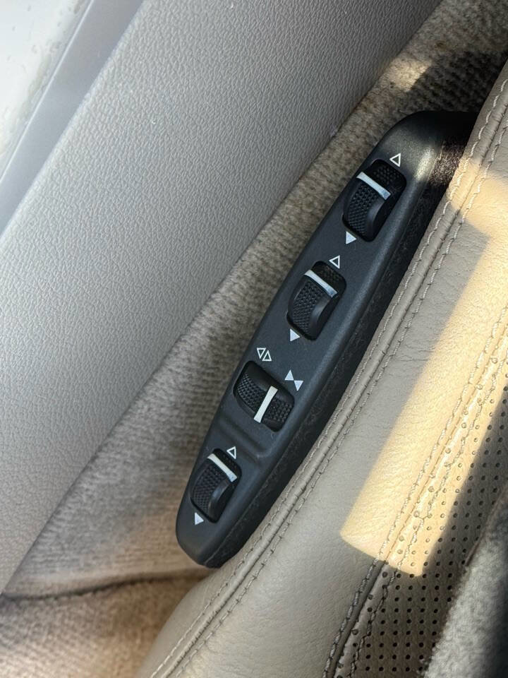 Used 2011 Mercedes-Benz E 350 Coupe image 15