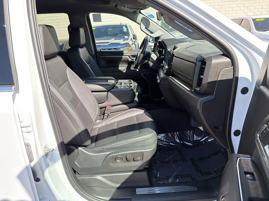 Used 2025 GMC Sierra 1500 SLT RWD image 27
