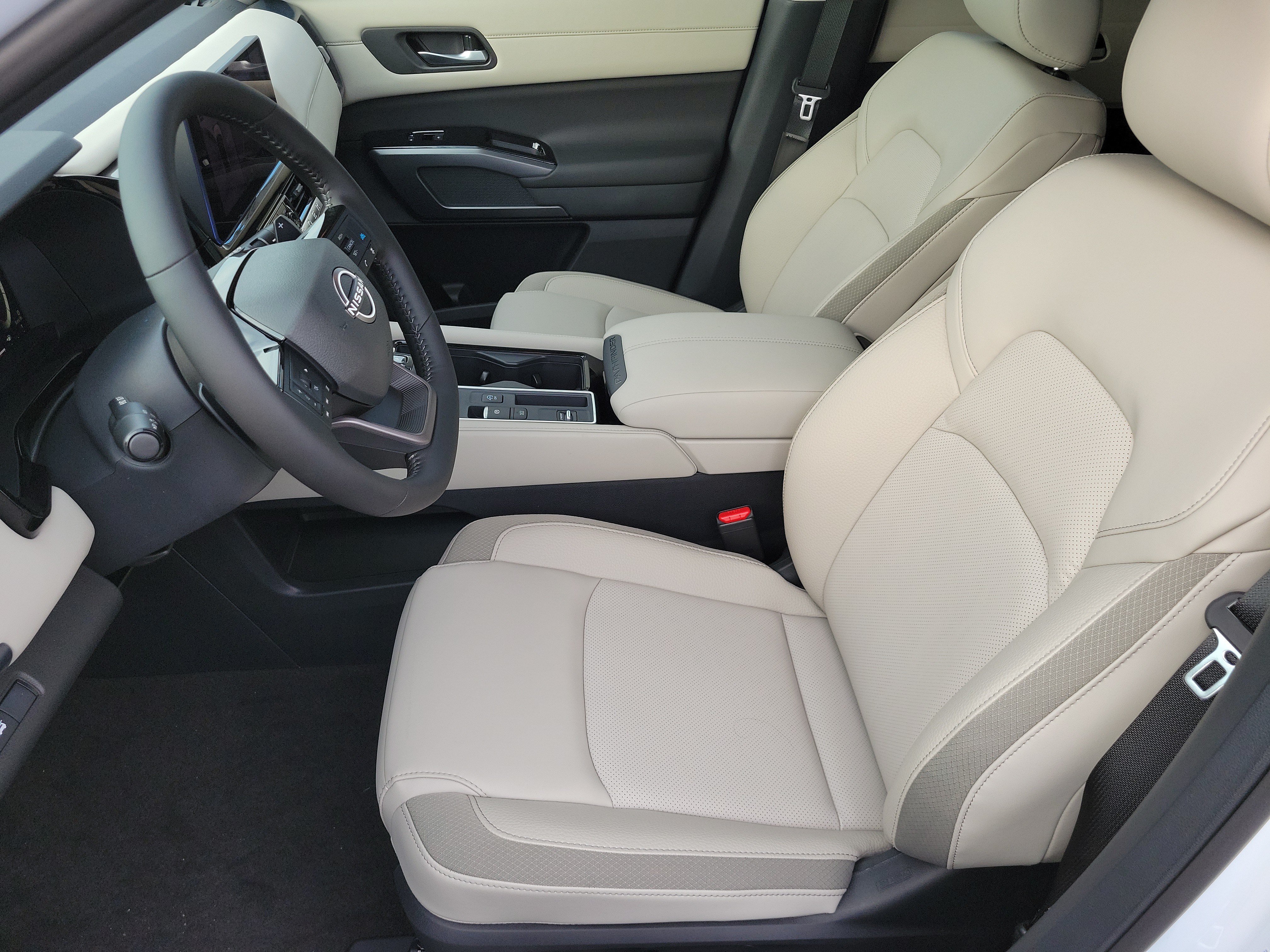 New 2026 Nissan Pathfinder SL w/ Cargo Package FWD image 9