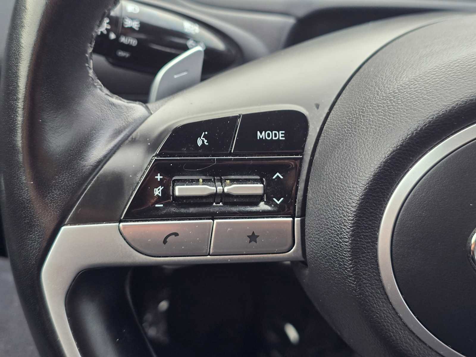 Used 2024 Hyundai Tucson Limited image 33