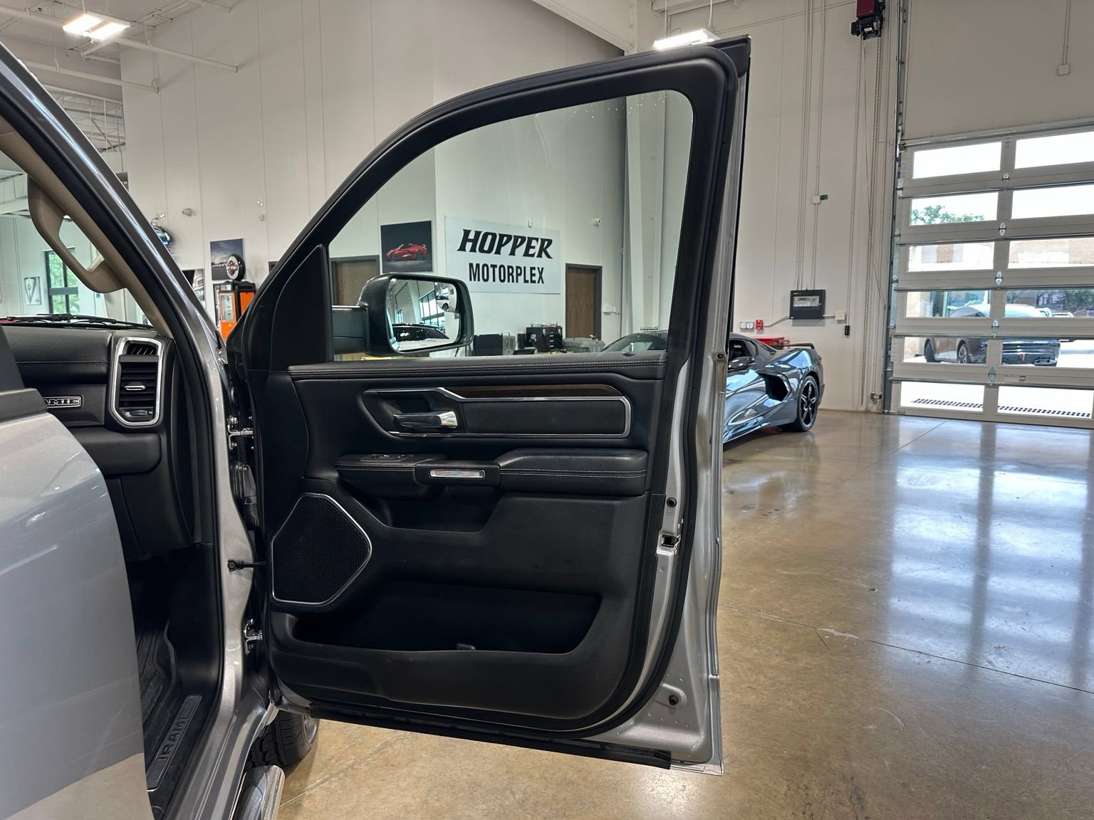 Used 2021 RAM 1500 Laramie AWD/4WD image 40