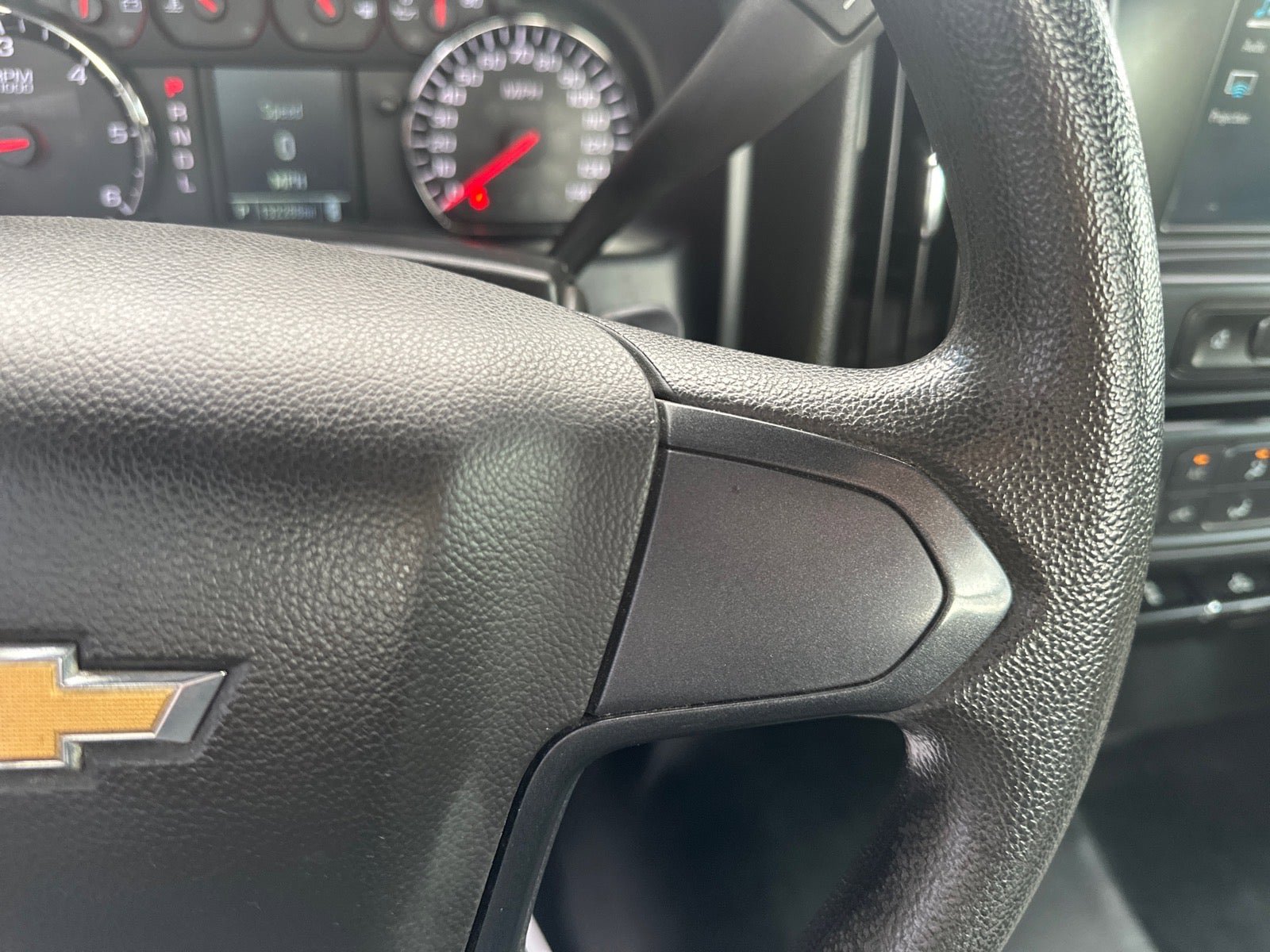 Used 2017 Chevrolet Silverado 1500 W/T RWD image 19
