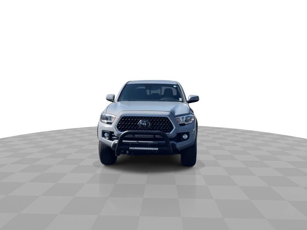 Used 2019 Toyota Tacoma TRD Off-Road AWD/4WD image 3