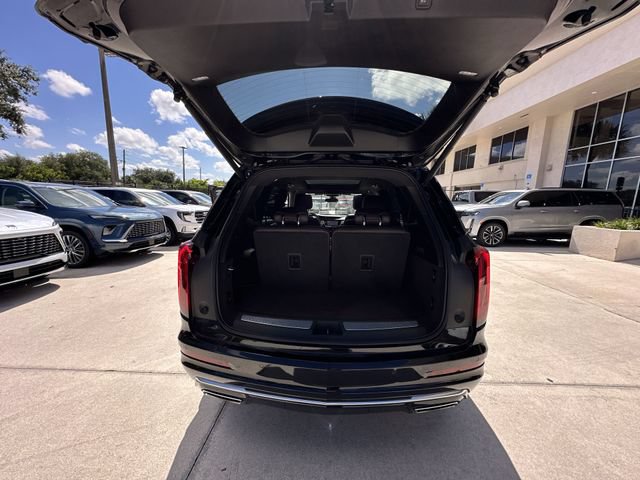 Used 2023 Cadillac XT6 Premium Luxury FWD image 32