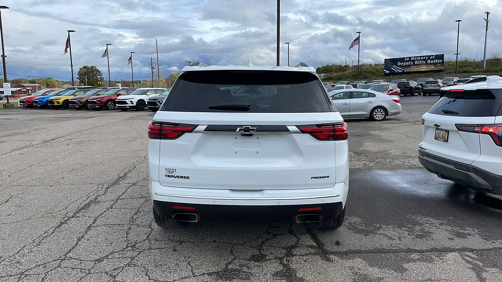Used 2023 Chevrolet Traverse Premier image 5