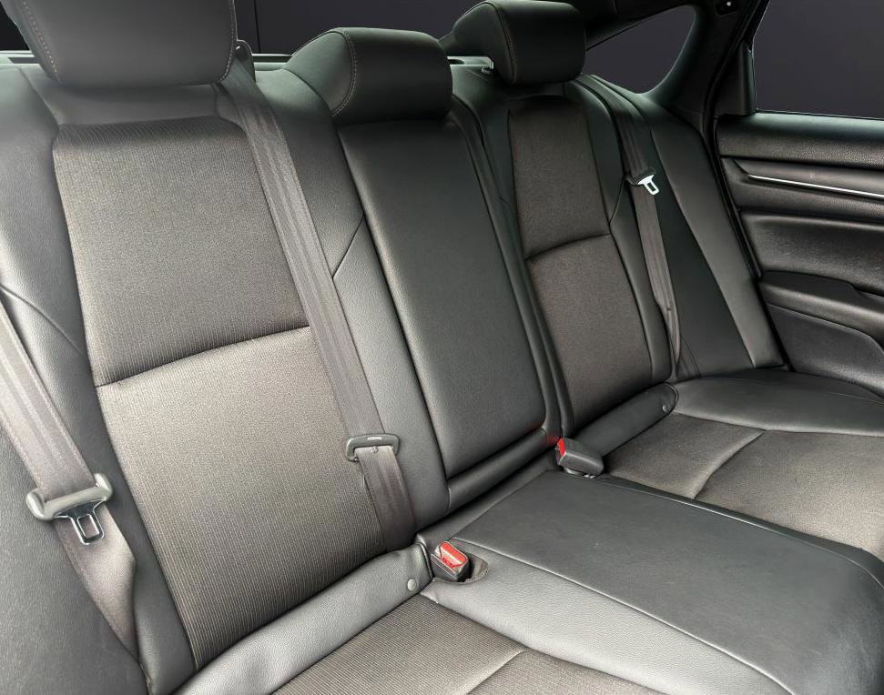 Used 2019 Honda Accord Sport image 18