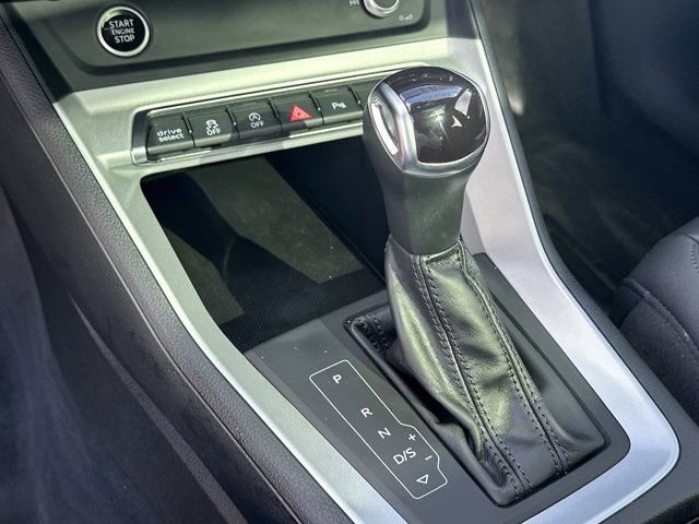 Used 2022 Audi Q3 2.0T Premium Plus w/ Premium Plus Package image 32