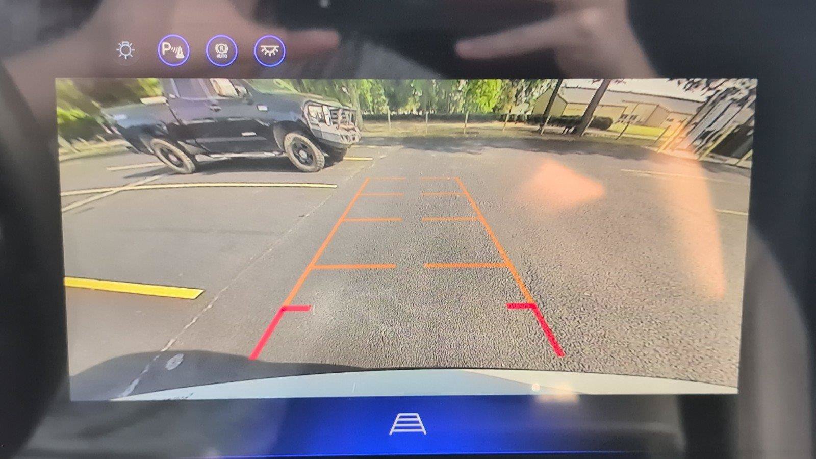New 2027 Chevrolet Equinox LT w/ Convenience Package II FWD image 23