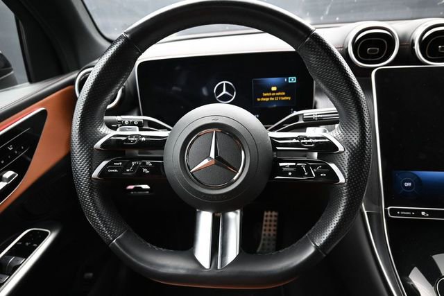 Used 2023 Mercedes-Benz GLC 300 image 15