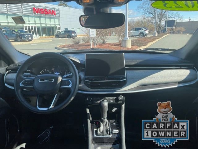 Used 2023 Jeep Compass Sport image 15