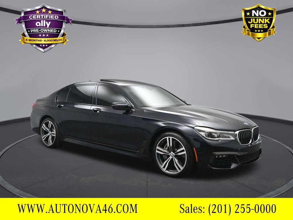 Used 2019 BMW 750i image 8