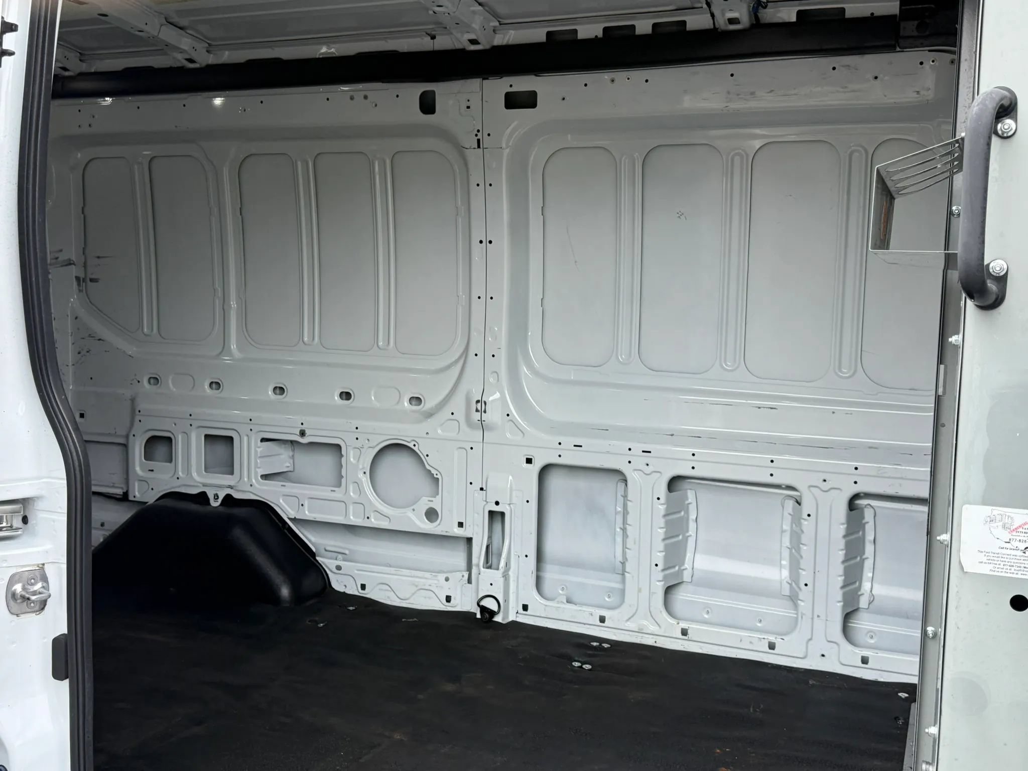 Used 2020 Ford Transit 350 Medium Roof RWD image 23