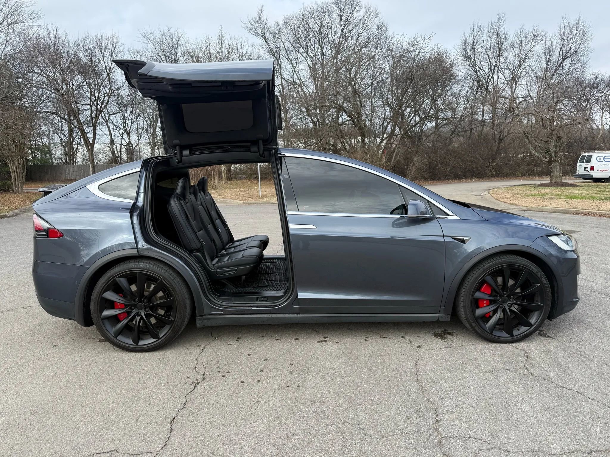 Used 2018 Tesla Model X 75D image 7
