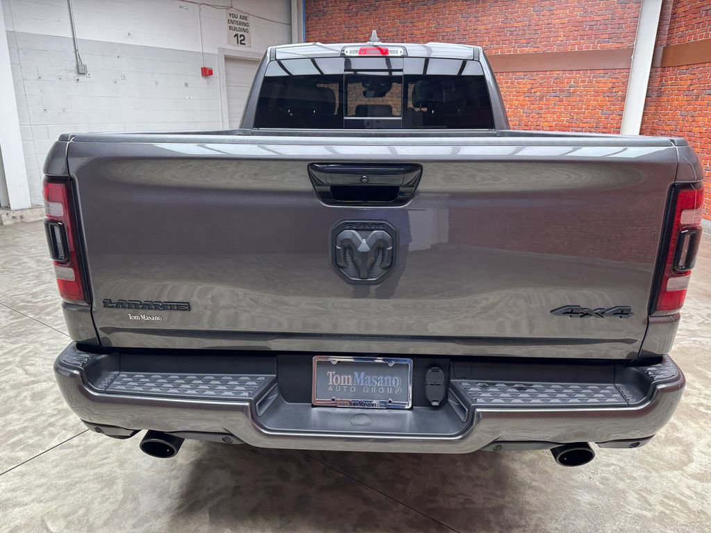 Used 2023 RAM 1500 Laramie AWD/4WD image 4