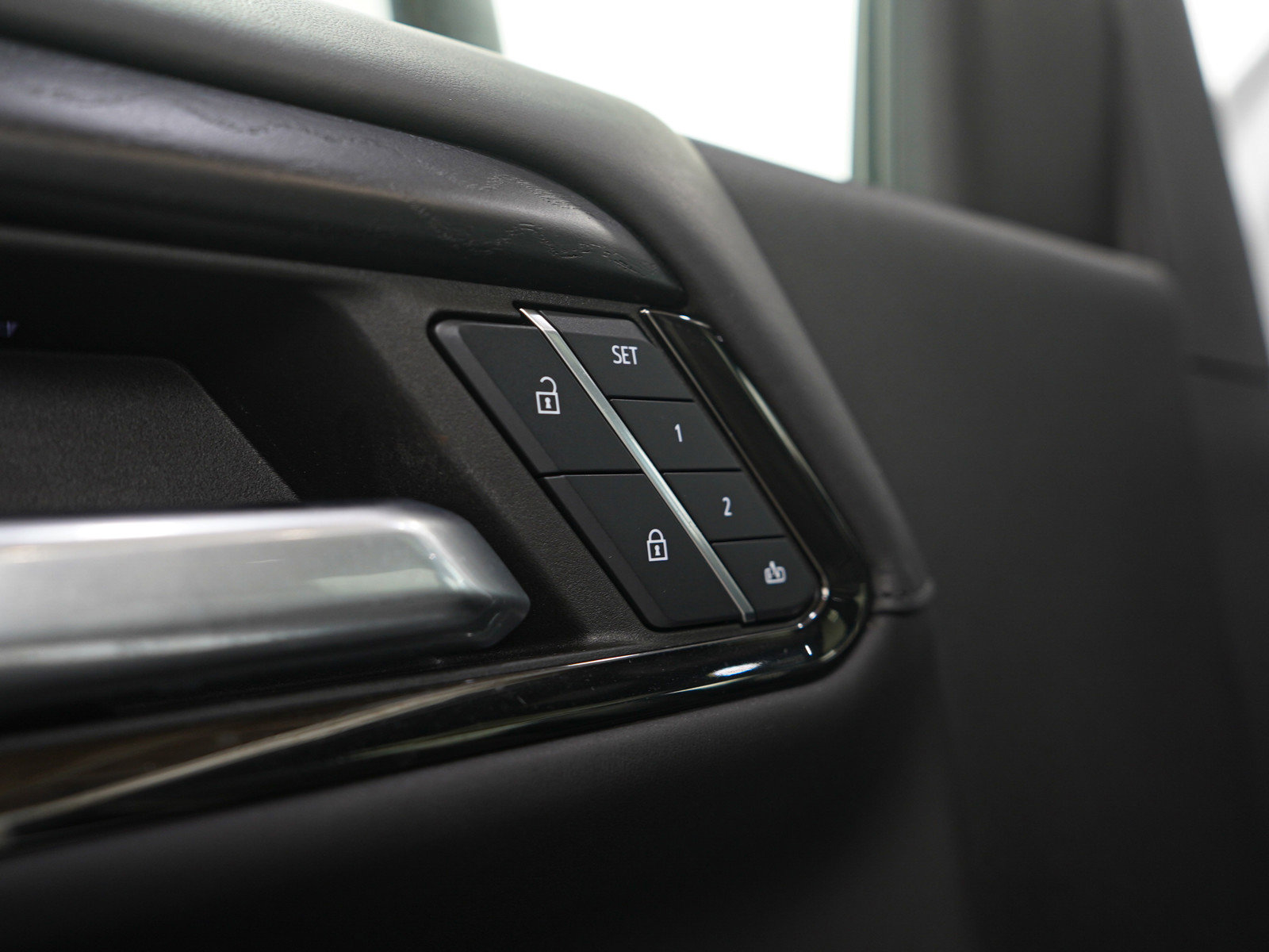 Used 2024 GMC Sierra 2500 AT4X image 22