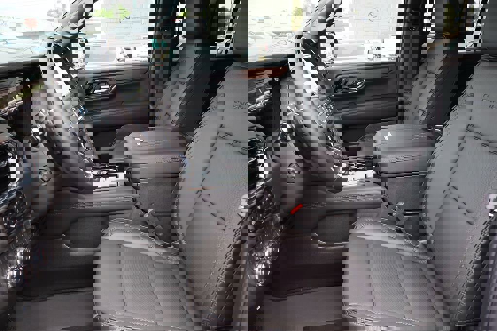 New 2026 GMC Yukon Denali w/ Denali Reserve Package image 20