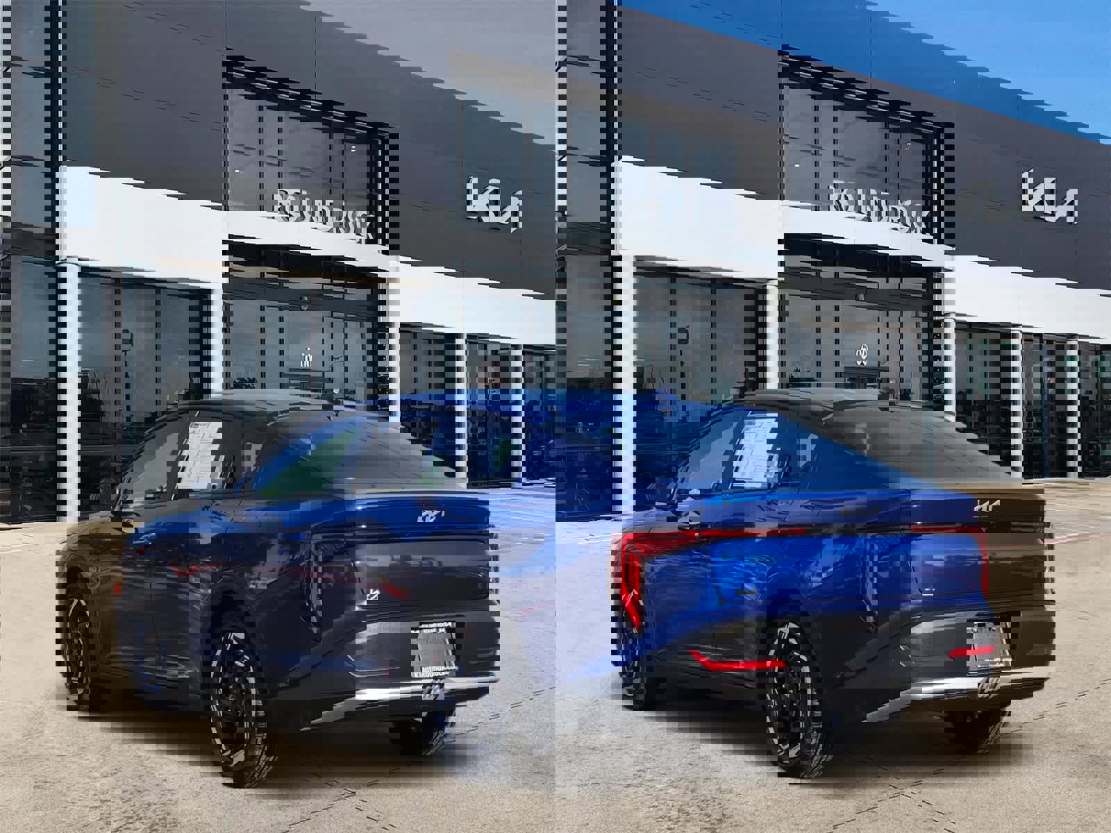 Certified 2025 Kia K4 EX image 6