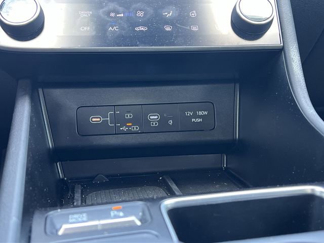 Used 2025 Hyundai Sonata Limited image 16