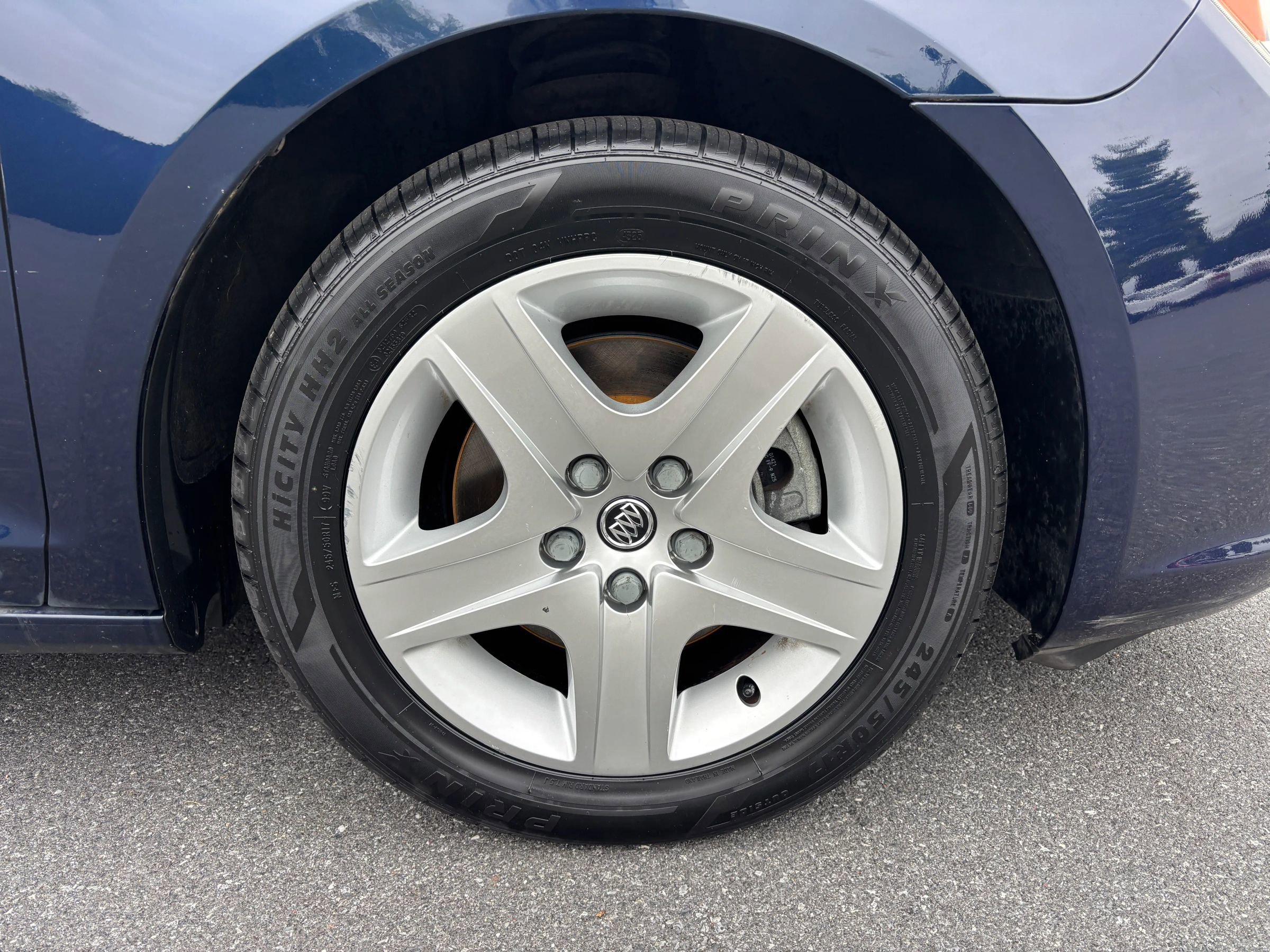 Used 2010 Buick LaCrosse CX FWD image 21