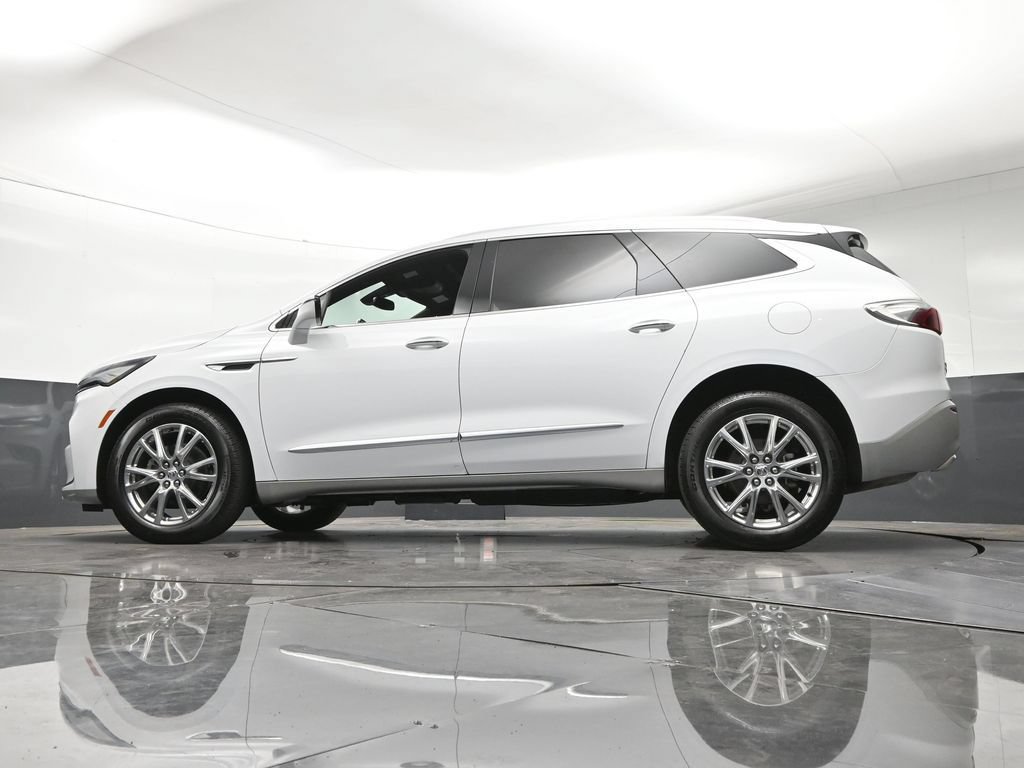 Certified 2024 Buick Enclave Essence w/ Experience Buick Package AWD/4WD image 25