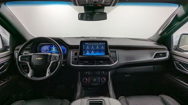 Used 2023 Chevrolet Suburban Premier image 11