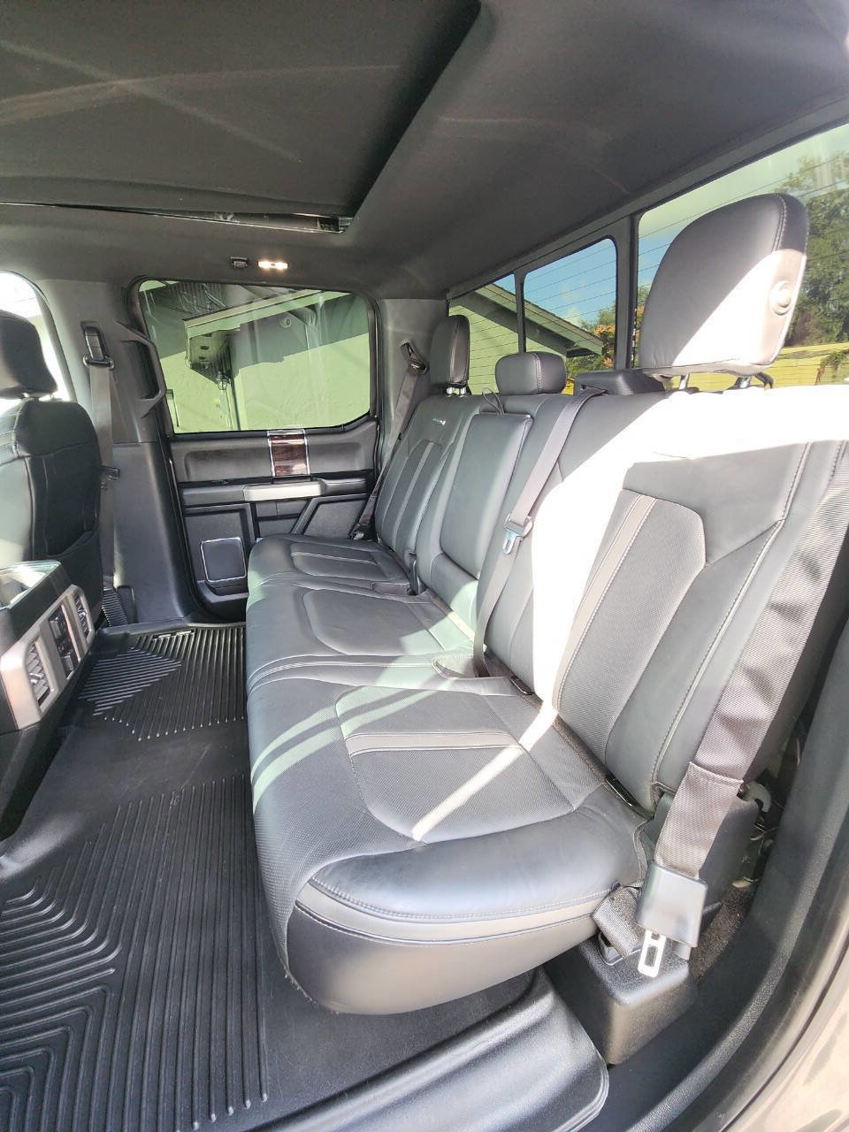 Used 2015 Ford F150 Platinum w/ Max Trailer Tow Package image 23