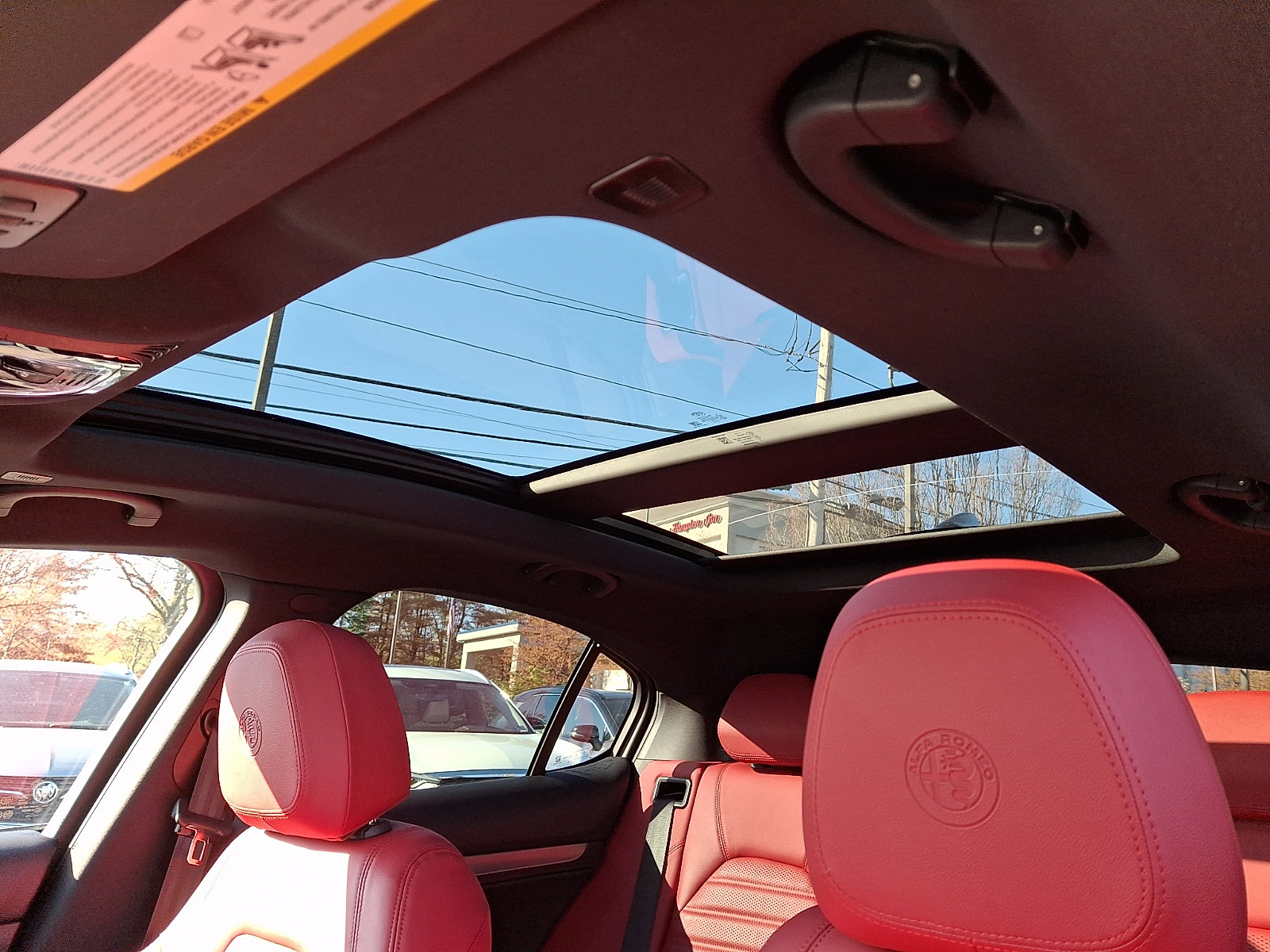 Used 2024 Alfa Romeo Stelvio Veloce AWD/4WD image 14