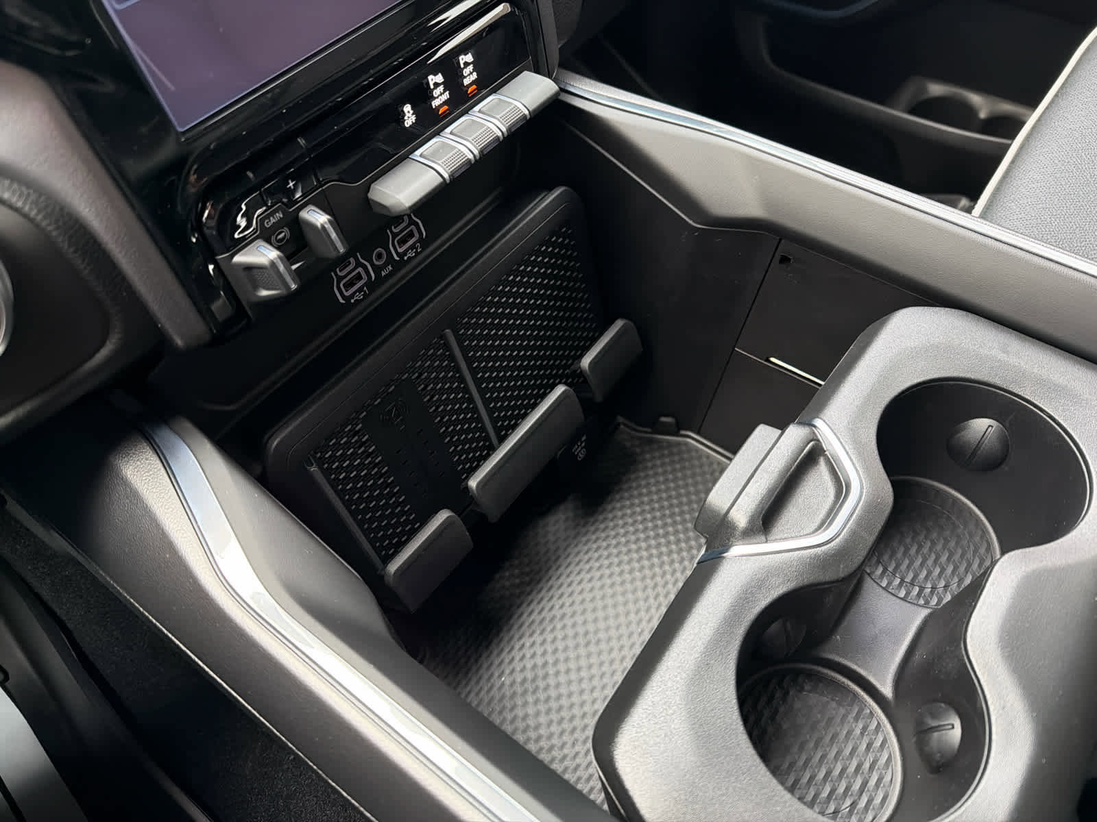 New 2026 RAM 1500 Laramie image 28