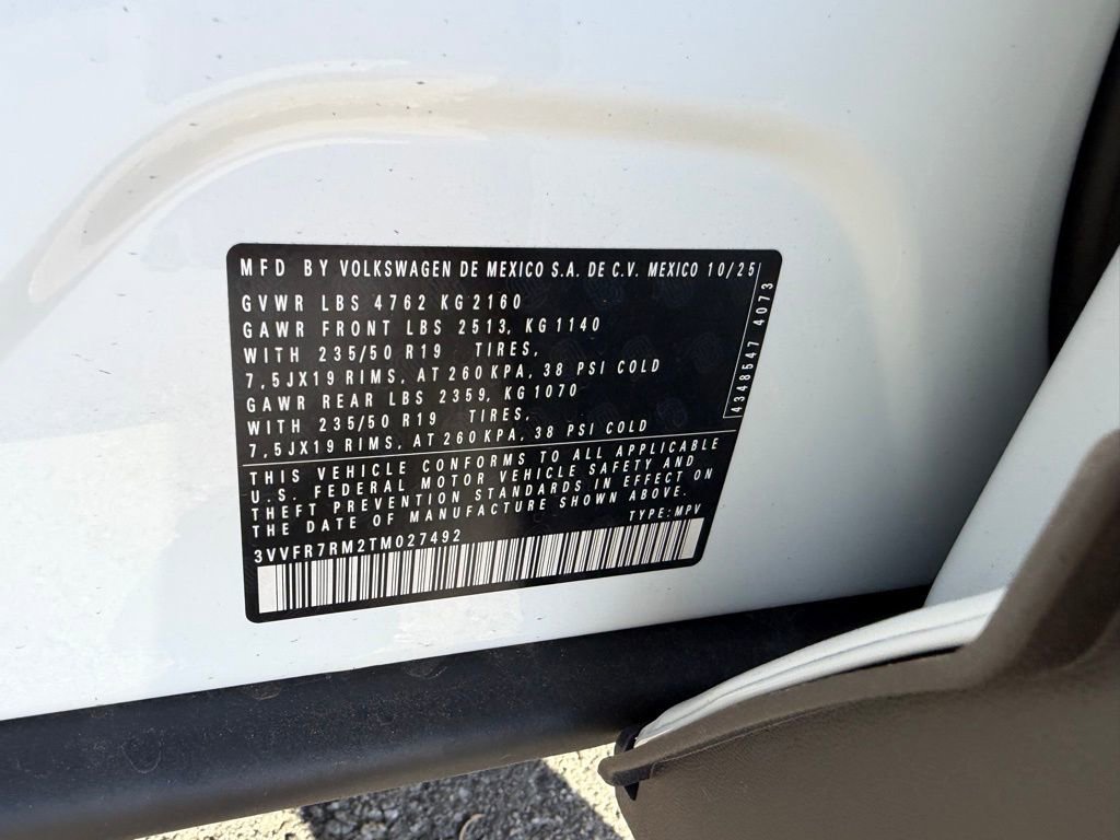 New 2026 Volkswagen Tiguan SE image 31